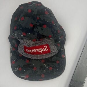 Supreme  Hat -